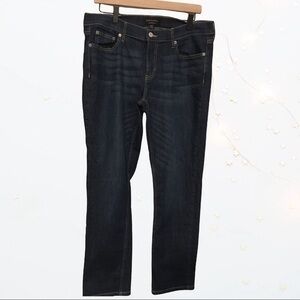Banana Republic Dark Wash Girlfriend Jeans!
